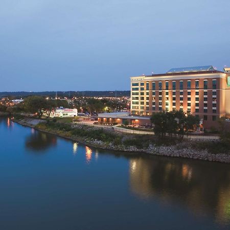 Embassy Suites East Peoria Hotel And Riverfront Conference Center Exterior foto